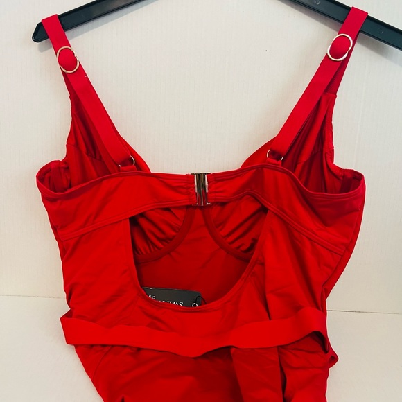 City Chic Women's Plus Lily Underwire One Piece SwimwearSalsa NWT - Picture 6 of 10